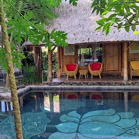 Omunity Bali 호텔 싱가라자 외부 사진
