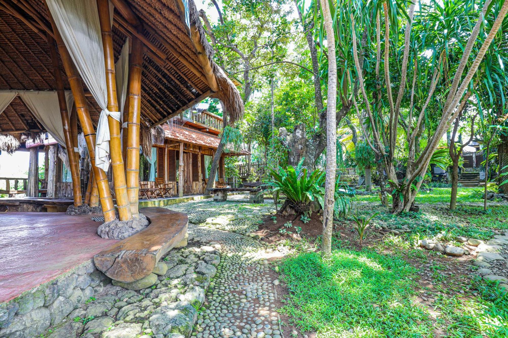 Omunity Bali 호텔 싱가라자 외부 사진