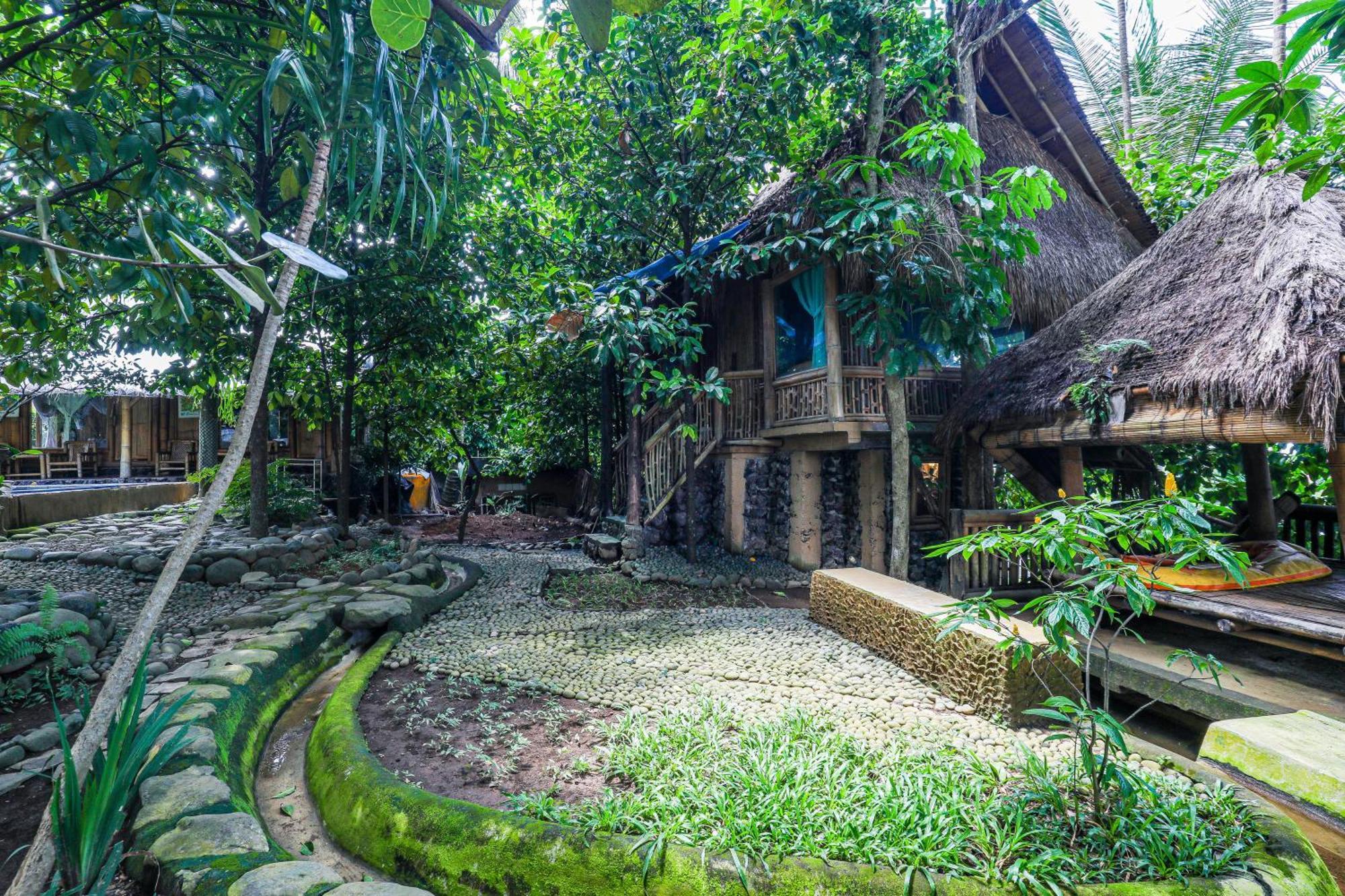 Omunity Bali 호텔 싱가라자 외부 사진
